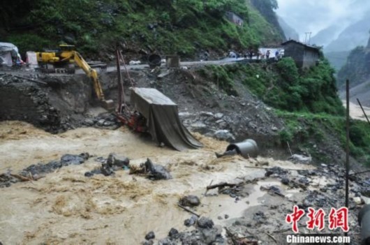 重庆市巫溪县人口_重庆巫溪暴雨 28万人受灾(2)