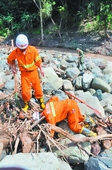 四川泥石流致14死 负责人忽视预警称与防汛无关