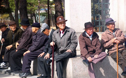 韩国人口高龄化加速+未来40年死亡人数将翻倍