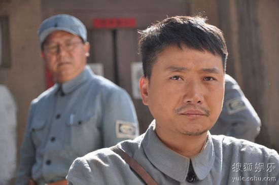 高峰饰演八路军团长『王北风』