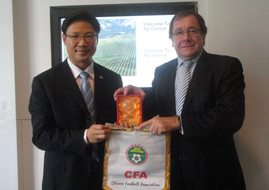 中国足协副主席林晓华会见新西兰体育部长(图