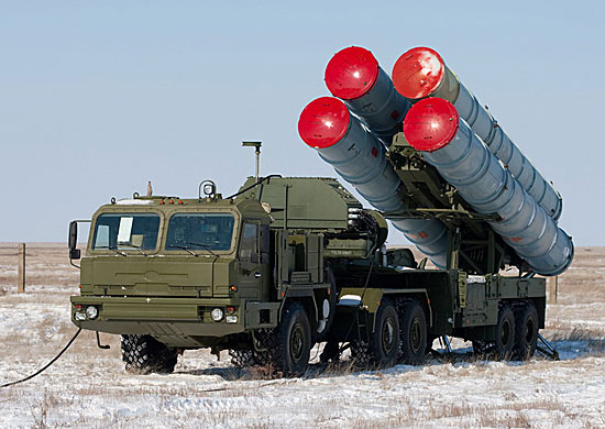 俄罗斯武装部队将在2012年年底前接装第五个s-400防空导弹团