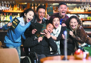 本报记者 韩亚栋   昨天,在电视剧《北京青年》的开播仪式上,李晨