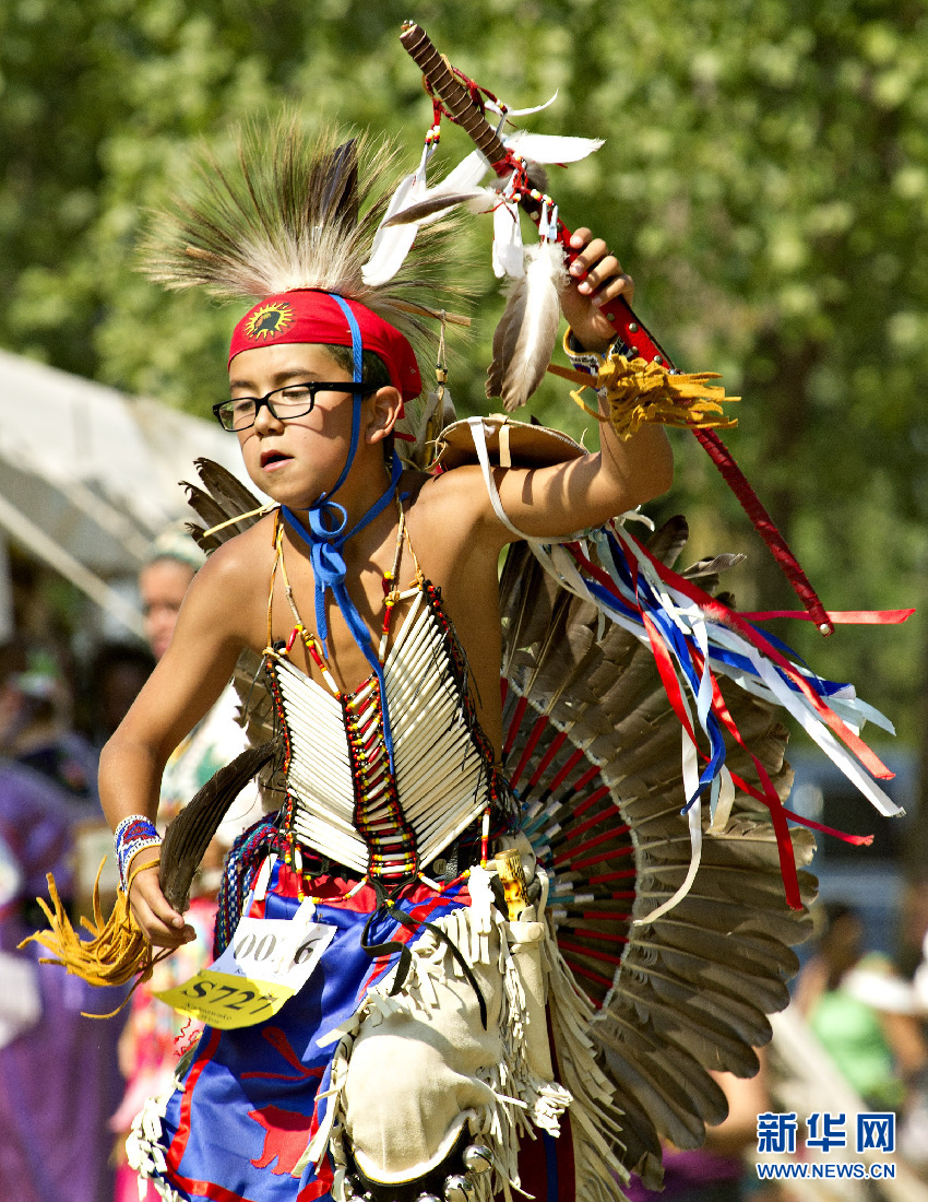独家:实拍加拿大土著人特色聚会活动(组图)