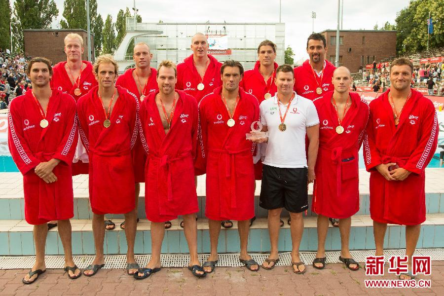 沃达丰杯:匈牙利男子水球队夺冠(组图)