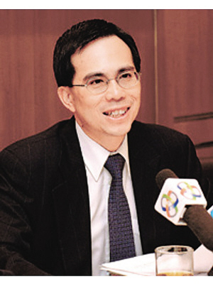 李泽钜.