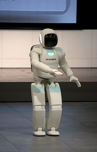 人形机器人"asimo(阿西莫(图片来源:朝日新闻网站)