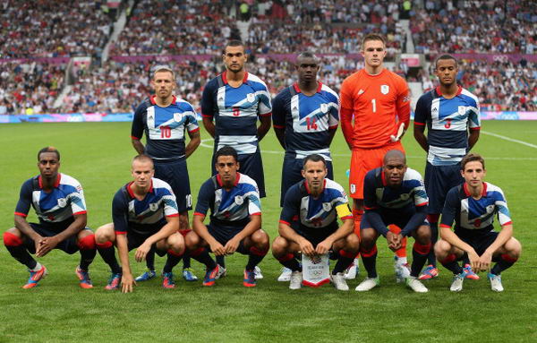图文:男足英国1-1塞内加尔 英国队出场