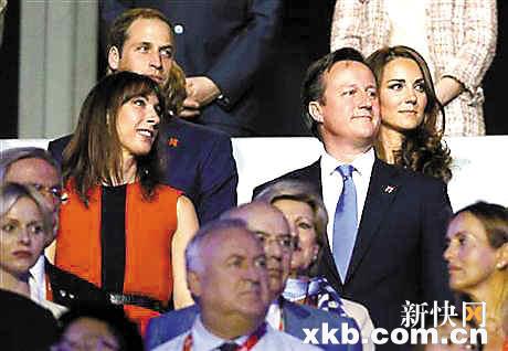 相比而言，英国首相卡梅伦及妻子则低调很多。