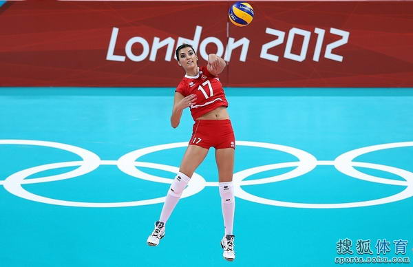 奥运图:中国女排力克土耳其 土耳其接应达内尔