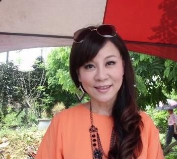 台媒曝歌手龙千玉女儿自杀身亡 或因感情亮红灯