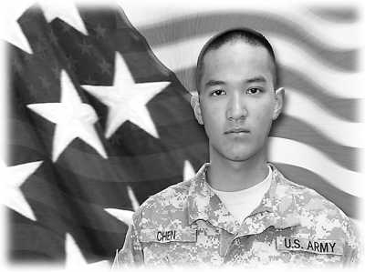 华裔士兵受虐致死案追踪:陈宇晖们为何得不到尊重(组图)