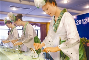 北京国际茶叶展上,来自广西横县的茉莉仙子