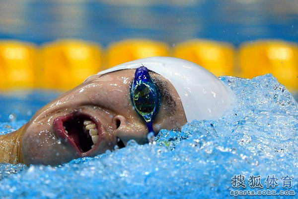 奥运图:男子1500米自由泳小组赛 换气
