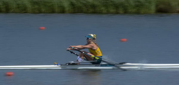 奥运图:女子单人双桨捷克折桂 澳大利亚克罗