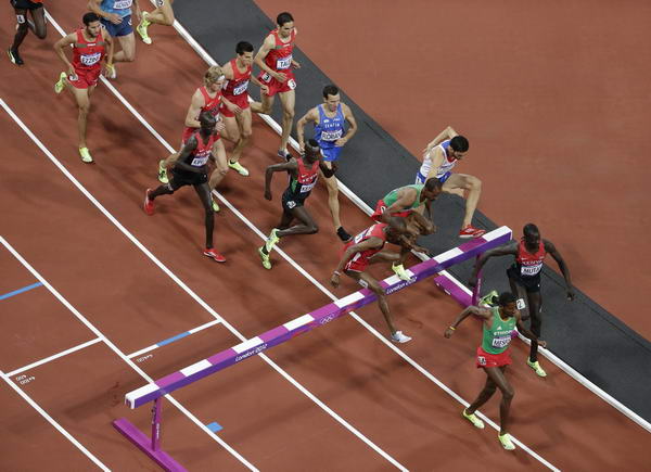 奥运图:3000米障碍凯姆博伊夺冠 跨栏