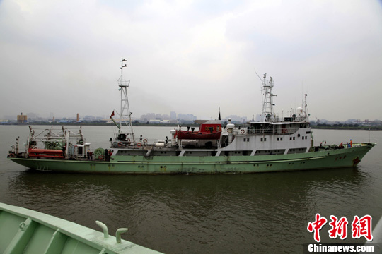 中国渔政311船停泊广州新洲码头(组图)