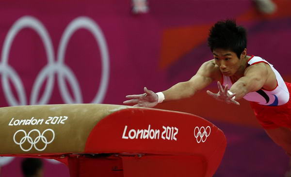 奥运图:男子跳马决赛 韩国选手起跳