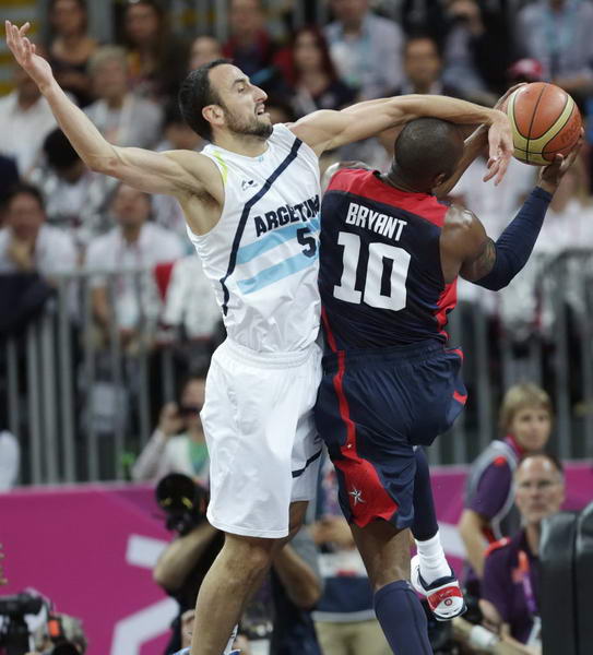 奥运图:美国男篮迎战阿根廷 吉诺比利封盖科比