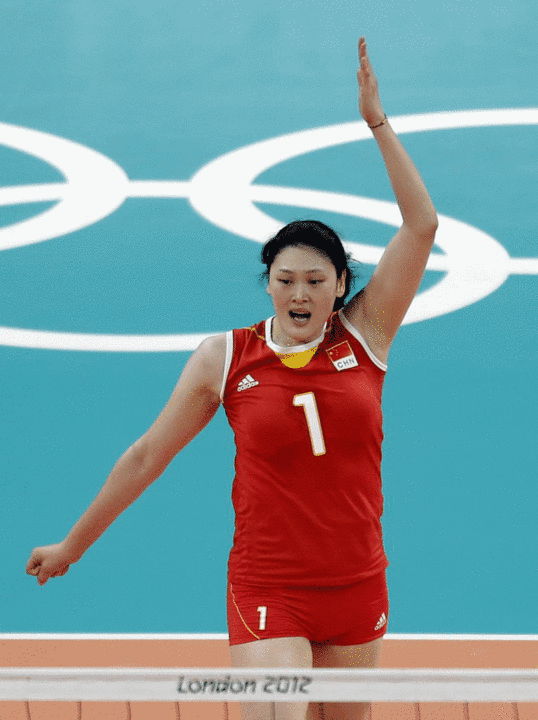 奥运图:中国女排不敌日本 王一梅庆祝