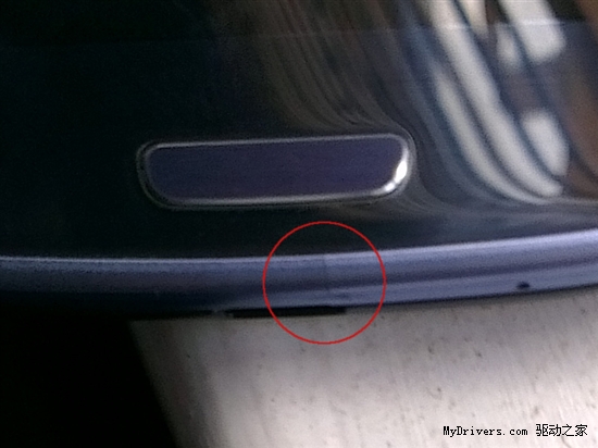 Galaxy S III用户泪奔：三星无视手机外壳裂痕