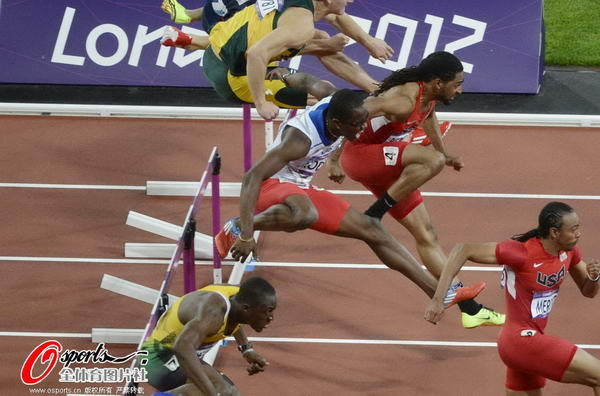 奥运图:110米栏梅里特夺冠 梅里特跨栏