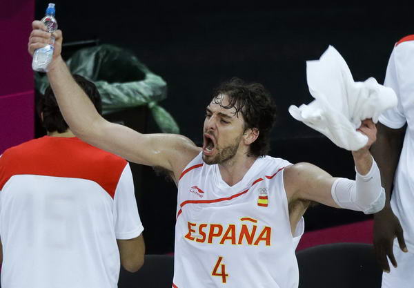 奥运图:西班牙男篮挺进决赛 加索尔怒吼