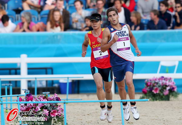 现代五项图片   北京时间8月12日凌晨2点01,奥运会男子现代五项进行了