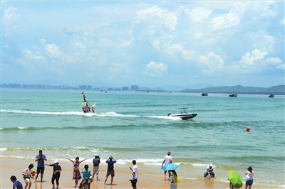 珍珠海岸美丽陵水(图)