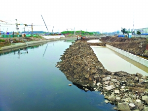 元代漕运河道满是污水渣土 专家吁关注长效管理