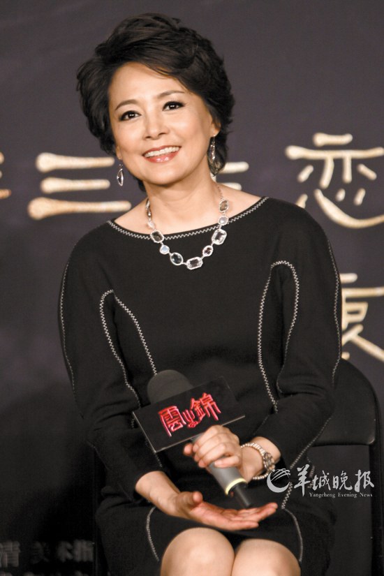 张瑜:钟情纯爱因自身无美满爱情(图)