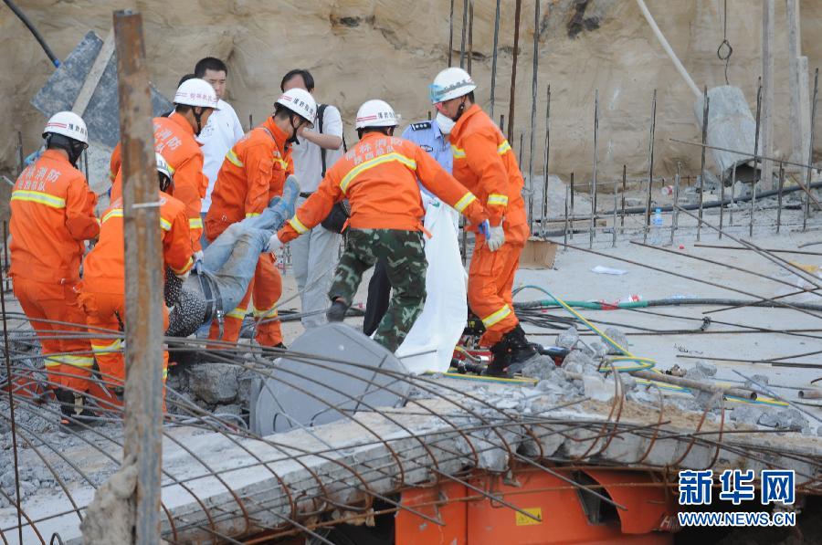 陕西榆林建筑工地发生垮塌 致4人死亡1人被困