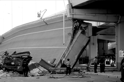 安监总局:哈尔滨大桥坍塌事件一有结论及时披