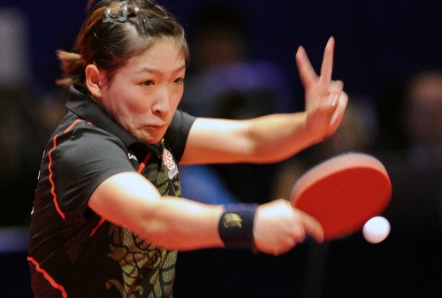 图文:中国乒乓球公开赛赛况 刘诗雯搞笑手势