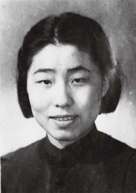 杨必。杨必死于文革“清理阶级队伍”时期,“外调人员说她和西方天主教反动教会有勾结,逼她限期写出交代材料,她不堪受辱,在恐怖和绝望中,服大量安眠药自杀了。