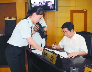北京平谷一把手须出庭应诉 区长及30官员成被告(组图)