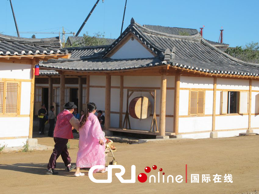 中国朝鲜族民俗园2日正式开园(高清组图)