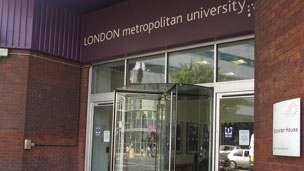 伦敦都会大学中国留学生:学业受影响 转学困难