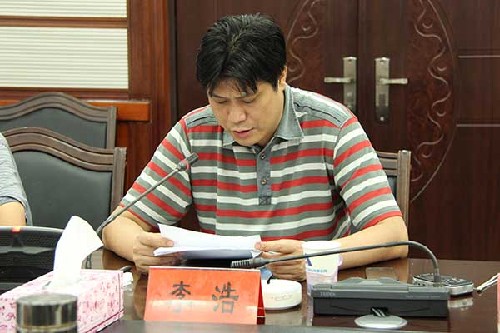 李浩作有关工作情况汇报   9月3日,为助推森林郴州建设,市人大常委会