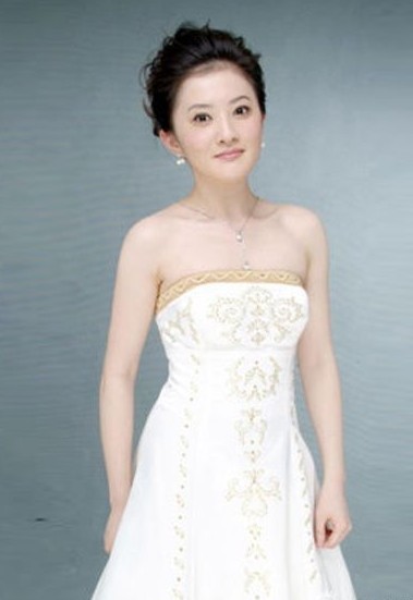金铭首度回应婚讯传闻:纯属假消息,不要误会