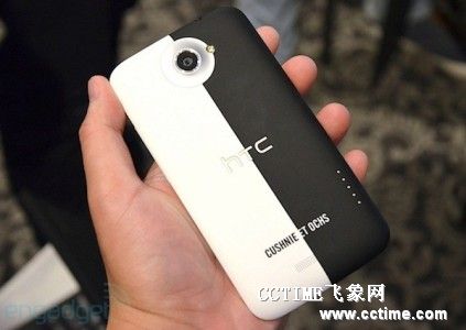 HTC One X陰陽臉 熊貓色 潮流人士專屬手機亮相