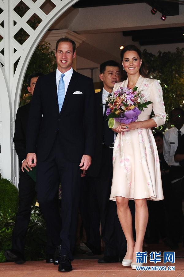 英国威廉王子夫妇到访新加坡(组图)-搜狐滚动