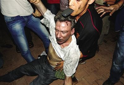 美国驻利比亚大使疑在火灾中窒息死亡(组图)