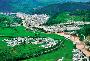 甘洛县城全景  (300x206); 甘洛县城全景.; 甘洛县城全景