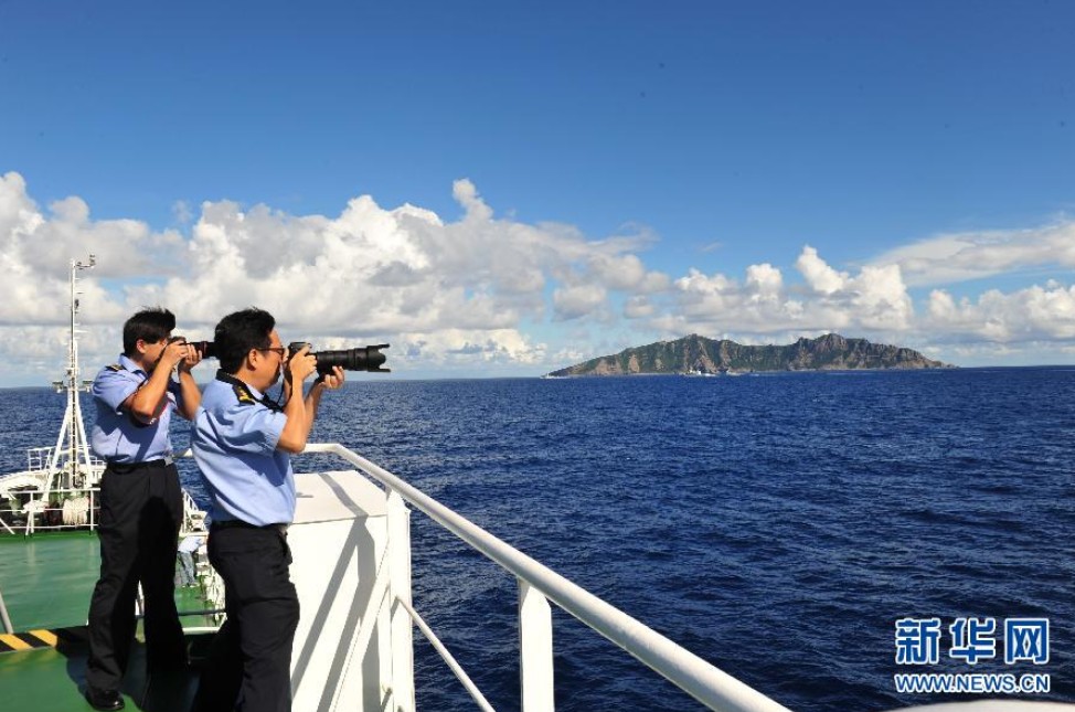 中国海监船舶编队抵达钓鱼岛海域(高清图片)