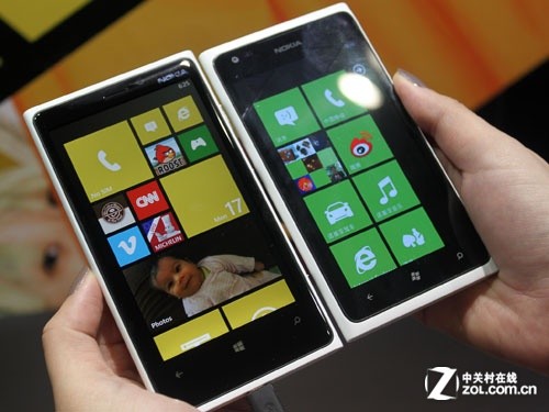 WP8闪耀通信展 诺基亚Lumia920&820齐亮相