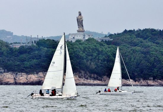 青岛航校积极支持舟山2012年全国三大帆船赛