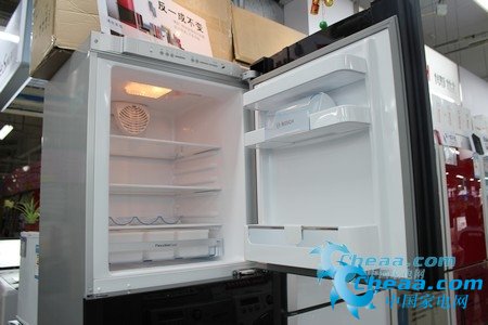 博世KKF28952TI冰箱冷藏室