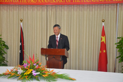 驻巴布亚新几内亚使馆举行国庆63周年招待会(组图)