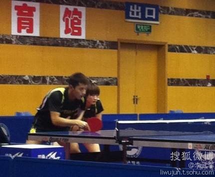 图文2012乒乓球全锦赛混双张继科陈梦